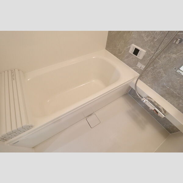 バス (追い焚き給湯1坪タイプ)