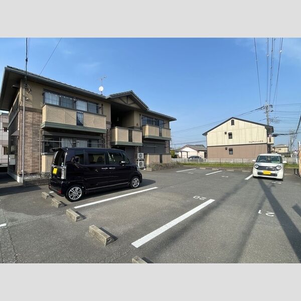 駐車場 (駐車場)