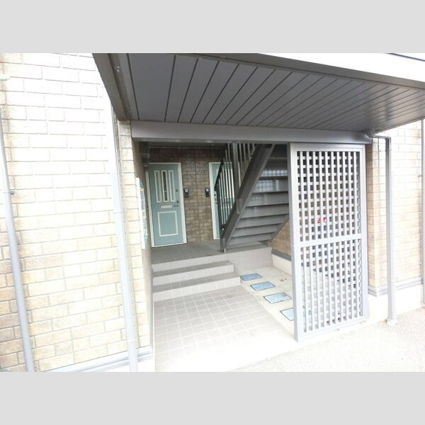 エントランス (エントランス)