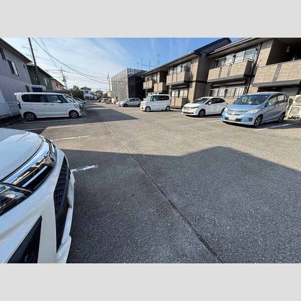 駐車場 (駐車場)