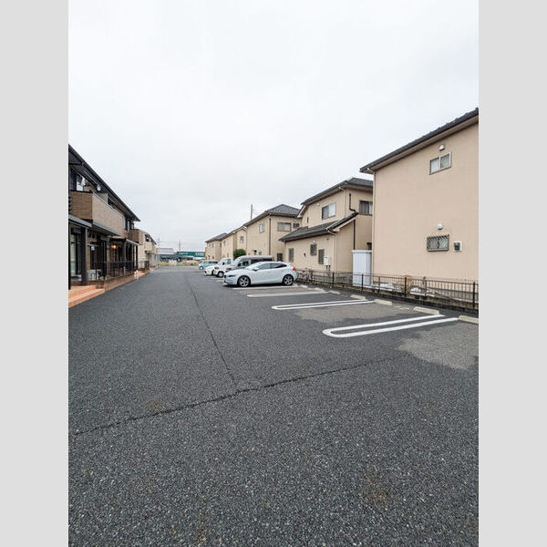 駐車場 (駐車場)