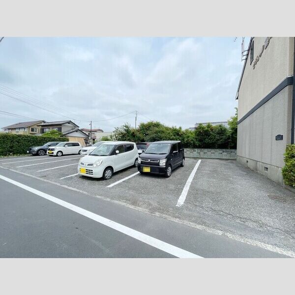 駐車場 (駐車場)