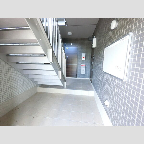 現地周辺 (ロビー)