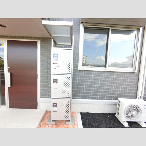 現地周辺 (宅配ボックス付きです。)