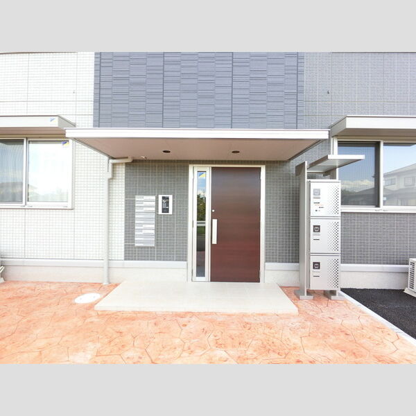 エントランス (エントランス)