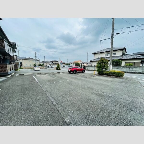 駐車場 (駐車場)
