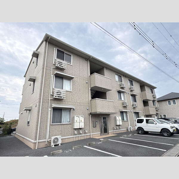 エントランス (エントランス)