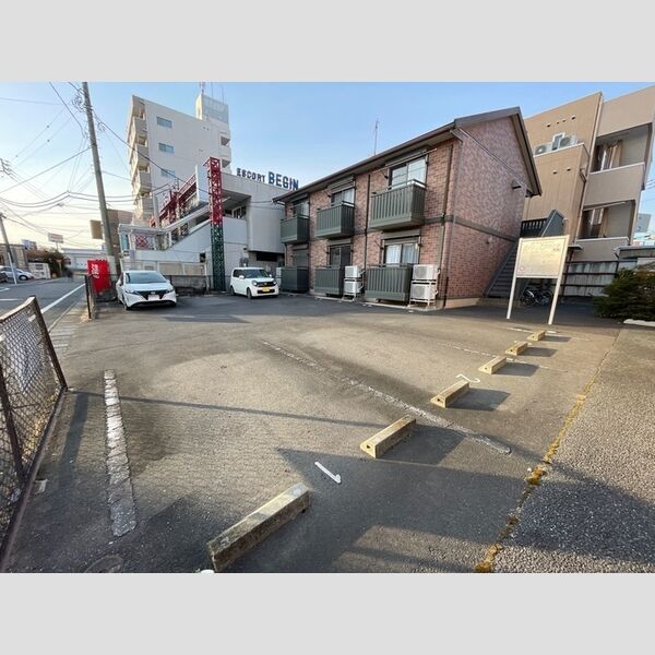 駐車場 (駐車場)