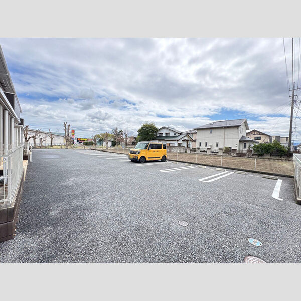駐車場 (駐車場)
