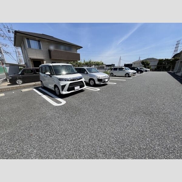駐車場 (駐車場)