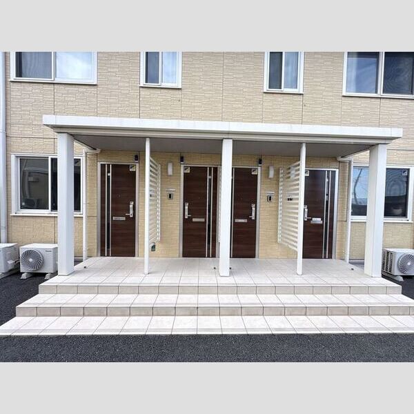 現地周辺 (エントランス)