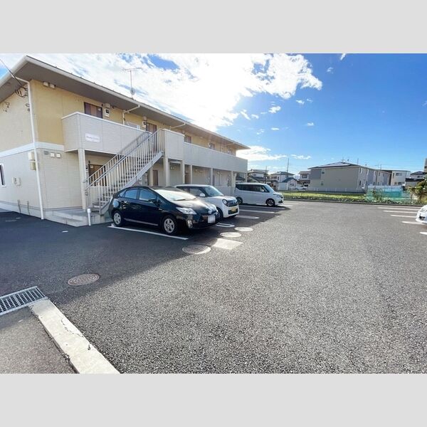 駐車場 (駐車場)