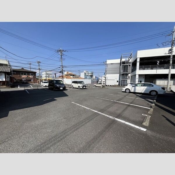 駐車場 (駐車場)