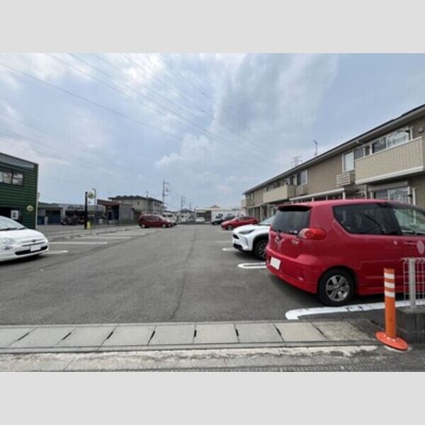 駐車場 (駐車場)