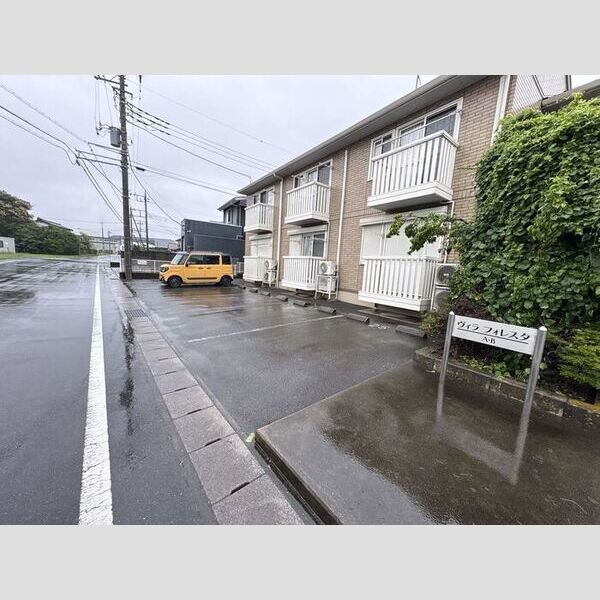 駐車場 (駐車場)