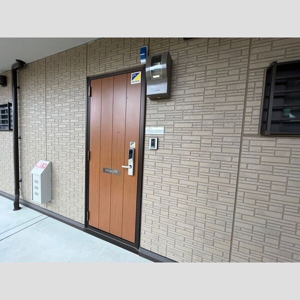 エントランス (エントランス)