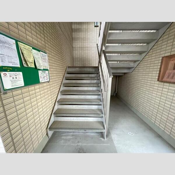 現地周辺 (ロビー)