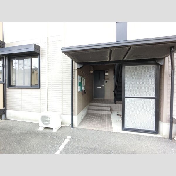 エントランス (エントランス)