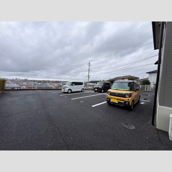 駐車場 (駐車場)