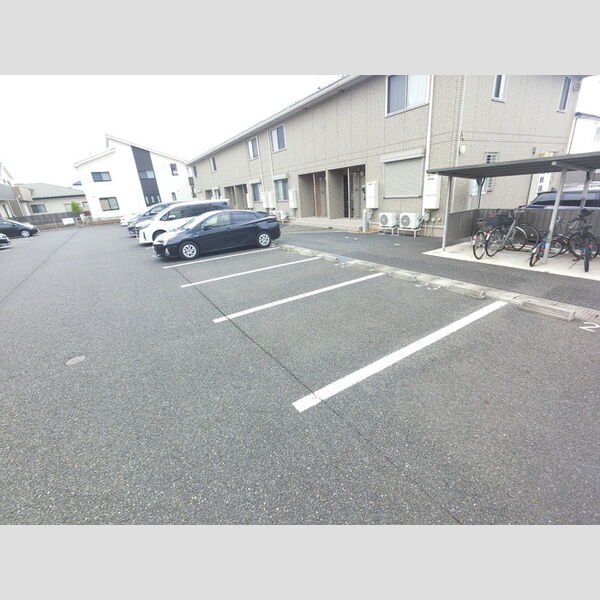 駐車場 (駐車場)