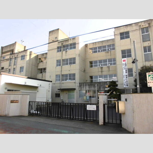 現地周辺 (高崎市立新町中学校)