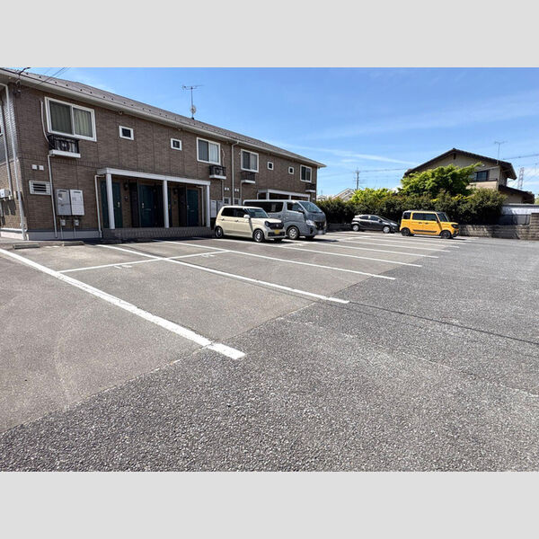 駐車場 (駐車場)