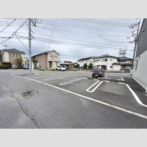 駐車場 (駐車場)