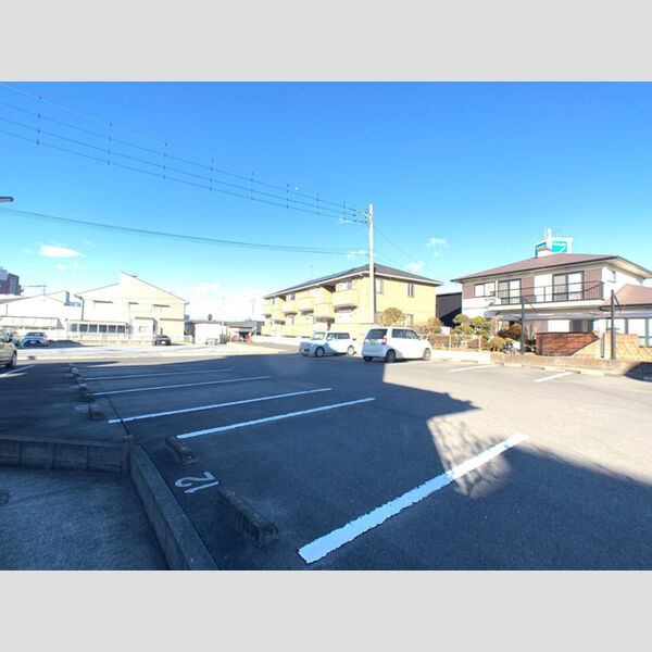 駐車場 (駐車場)