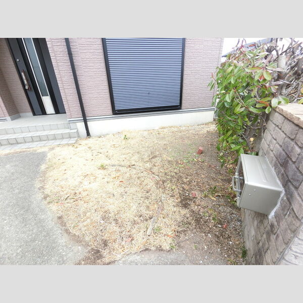 現地周辺 (駐輪場)