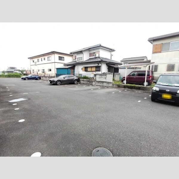 駐車場 (駐車場)