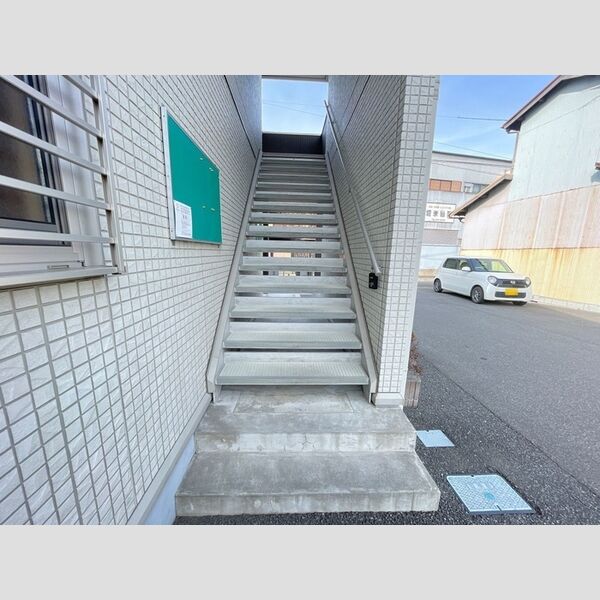 現地周辺 (ロビー)