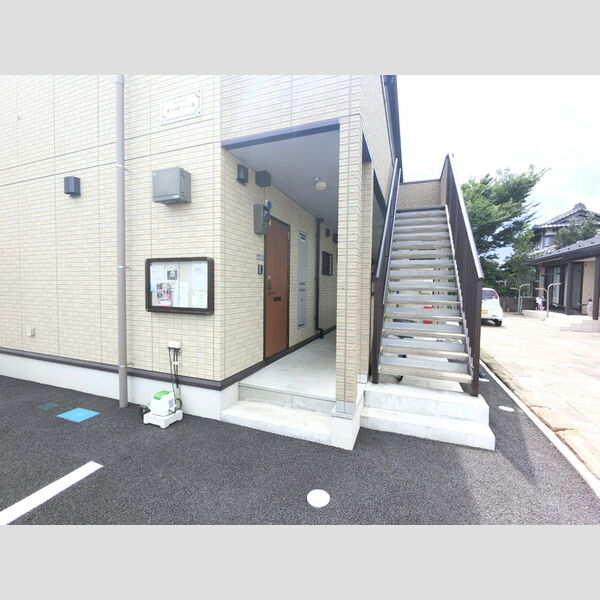 エントランス (エントランス)
