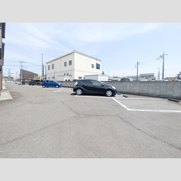 駐車場 (駐車場)