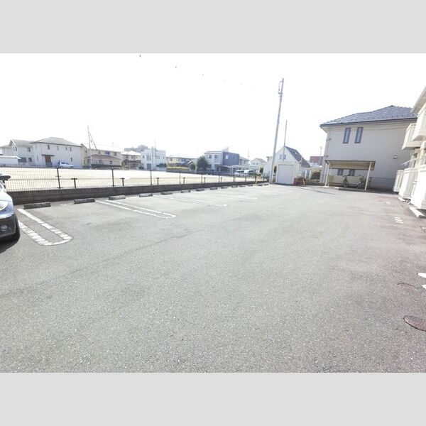 駐車場 (駐車場)