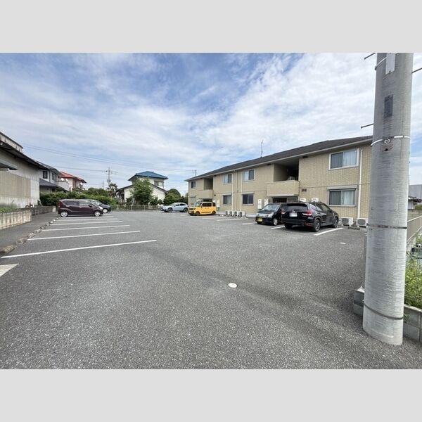 駐車場 (駐車場)