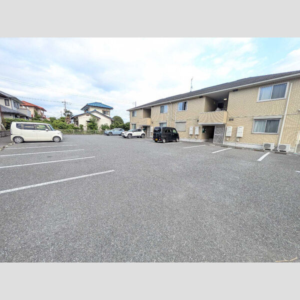駐車場 (駐車場)