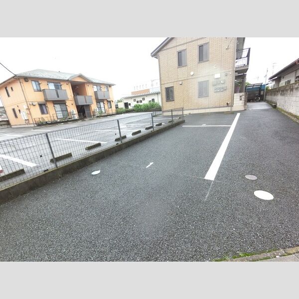 駐車場 (駐車場)