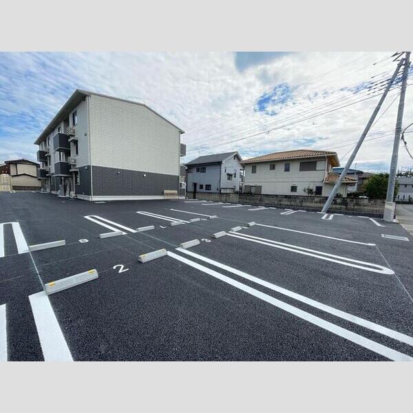 駐車場 (駐車場)