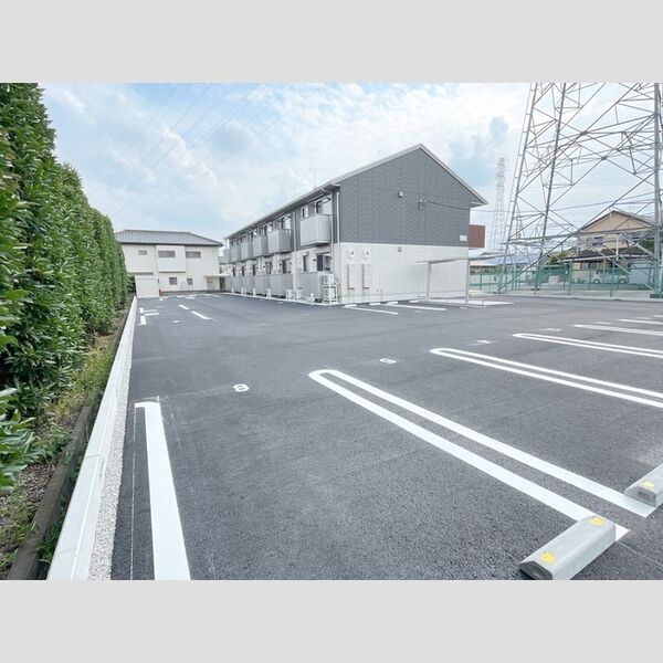 駐車場 (駐車場)