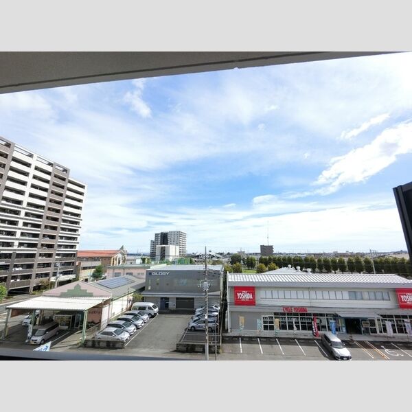 現地周辺 (部屋からの眺望です。)