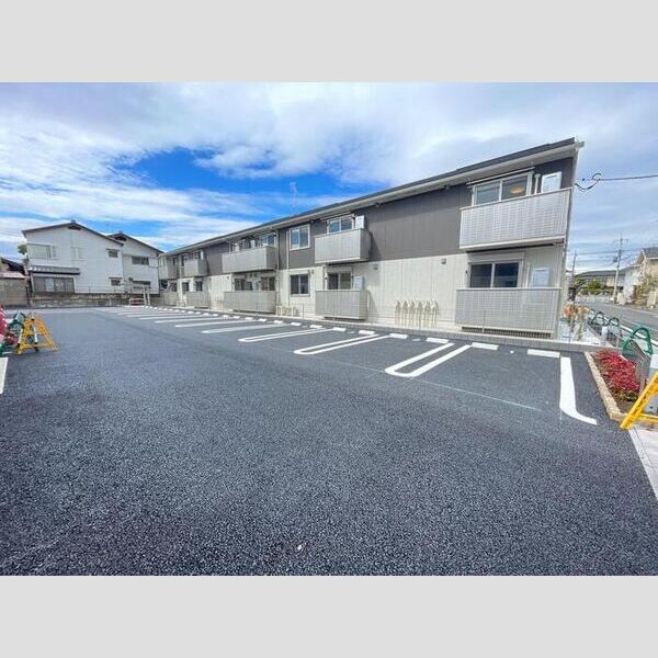 駐車場 (駐車場)