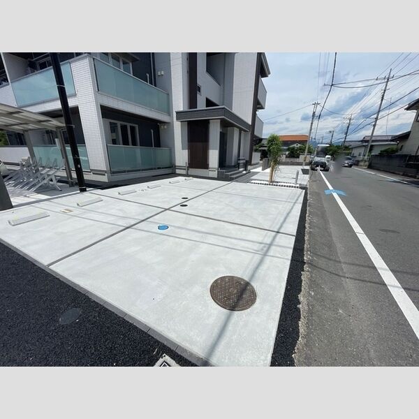 駐車場 (駐車場)
