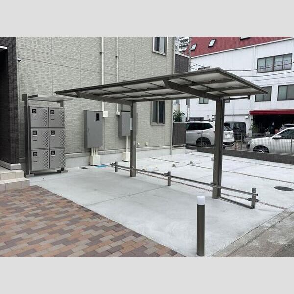 現地周辺 (駐輪場)