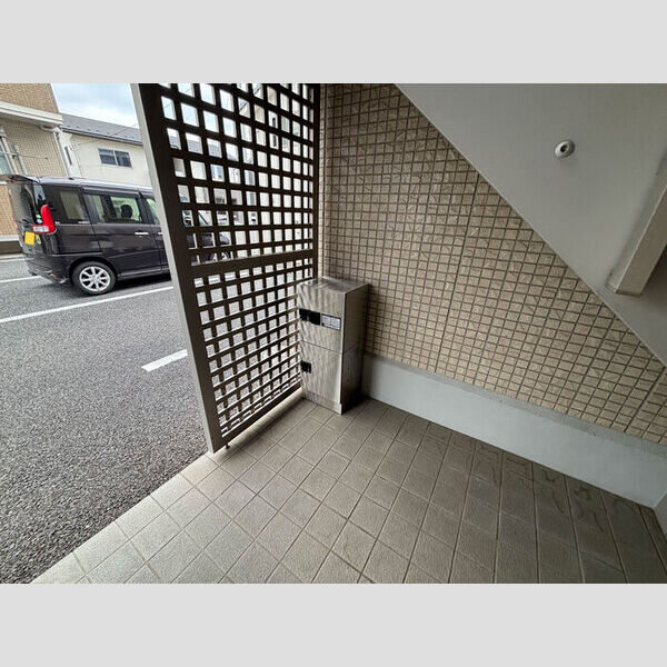 現地周辺 (宅配ボックス)