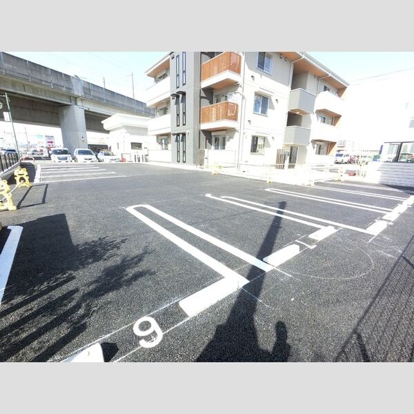 駐車場 (駐車場)