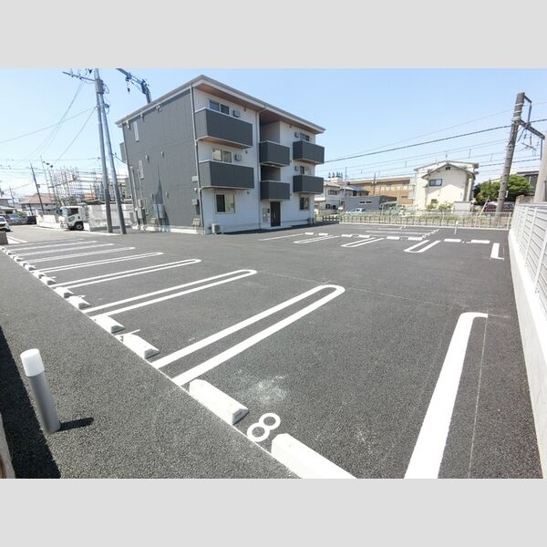 駐車場 (駐車場)