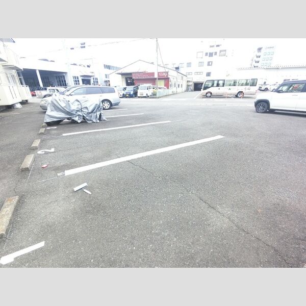 駐車場 (駐車場)