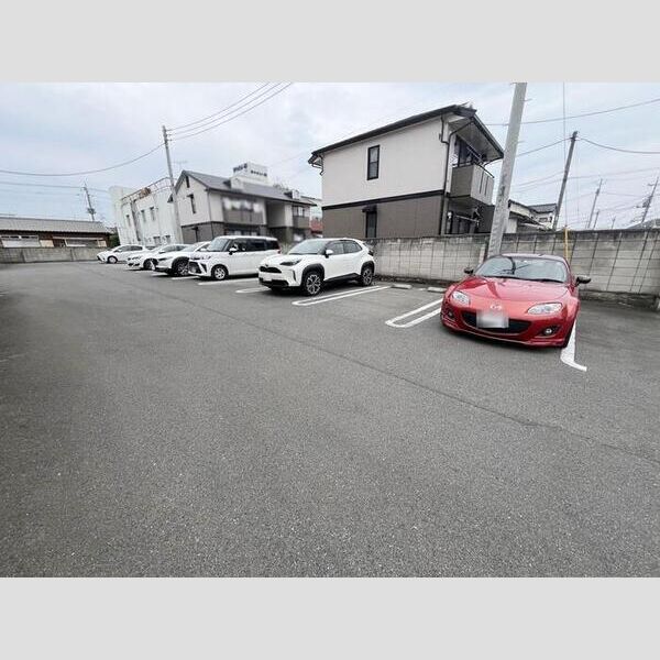 駐車場 (駐車場)