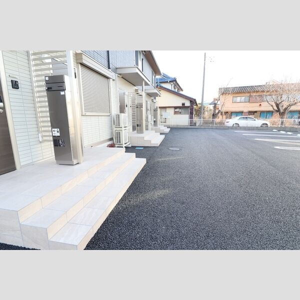 現地周辺 (ロビー)