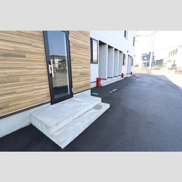 現地周辺 (ロビー)